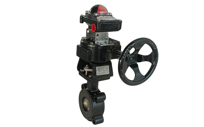 How does the double eccentric fireproof butterfly valve achieve fire protection?